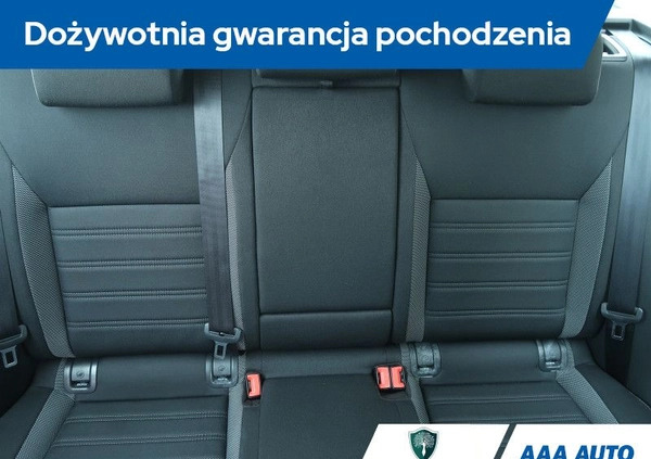 Skoda Octavia cena 63000 przebieg: 96254, rok produkcji 2020 z Otmuchów małe 254